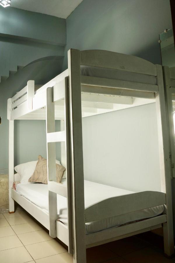E Transient Hostel Paranaque City Luaran gambar