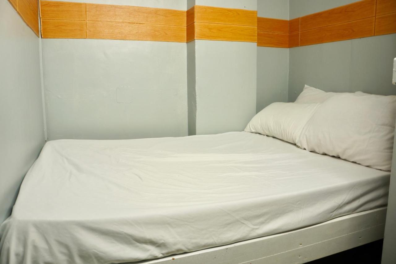 E Transient Hostel Paranaque City Luaran gambar